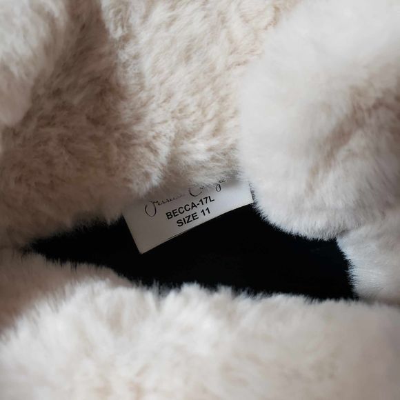 Jessica Carylye Becca 17L sz 11 Green Faux Fur Lace Up Booties AS IS NO BOX - Picture 7 of 9